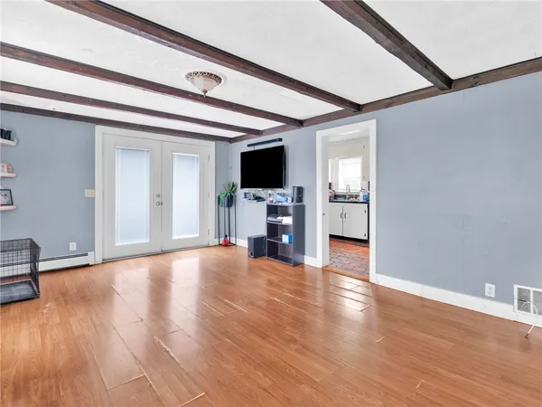 $389,900 | 28 Youngs Avenue, West Warwick, RI 02893
