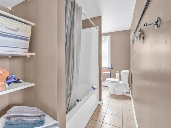 $389,900 | 28 Youngs Avenue, West Warwick, RI 02893