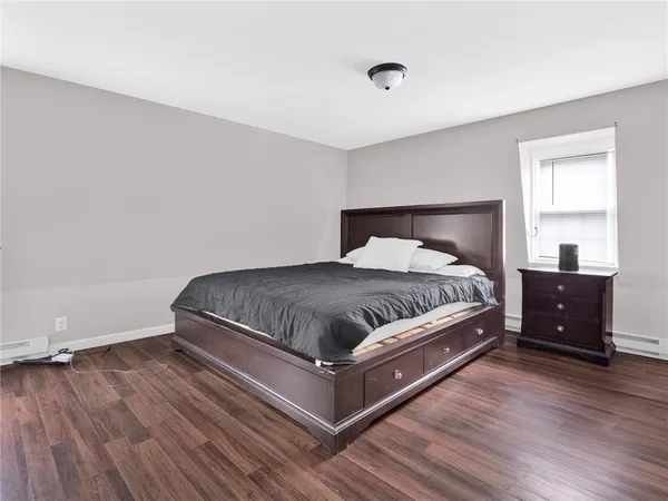 $389,900 | 28 Youngs Avenue, West Warwick, RI 02893
