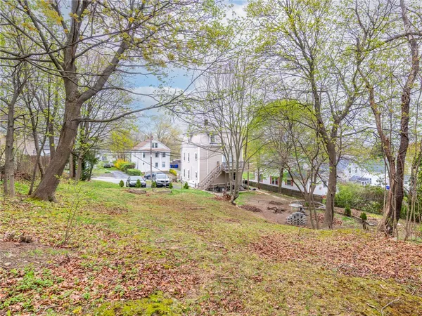 $389,900 | 28 Youngs Avenue, West Warwick, RI 02893
