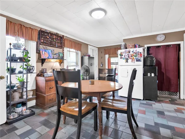 $389,900 | 28 Youngs Avenue, West Warwick, RI 02893