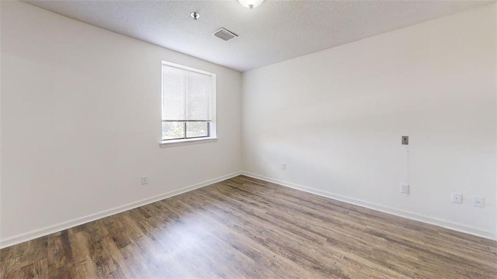 300 Johnson Ferry Road, Unit B604 Sandy Springs, GA 30328 - Photo 26 of 41