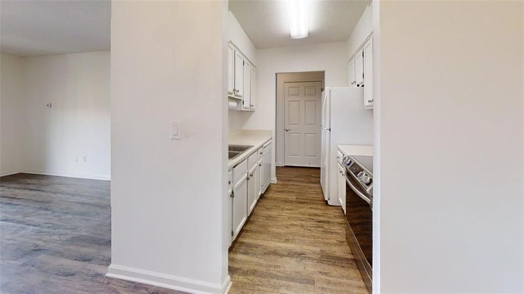 300 Johnson Ferry Road, Unit B604 Sandy Springs, GA 30328 - Photo 27 of 41