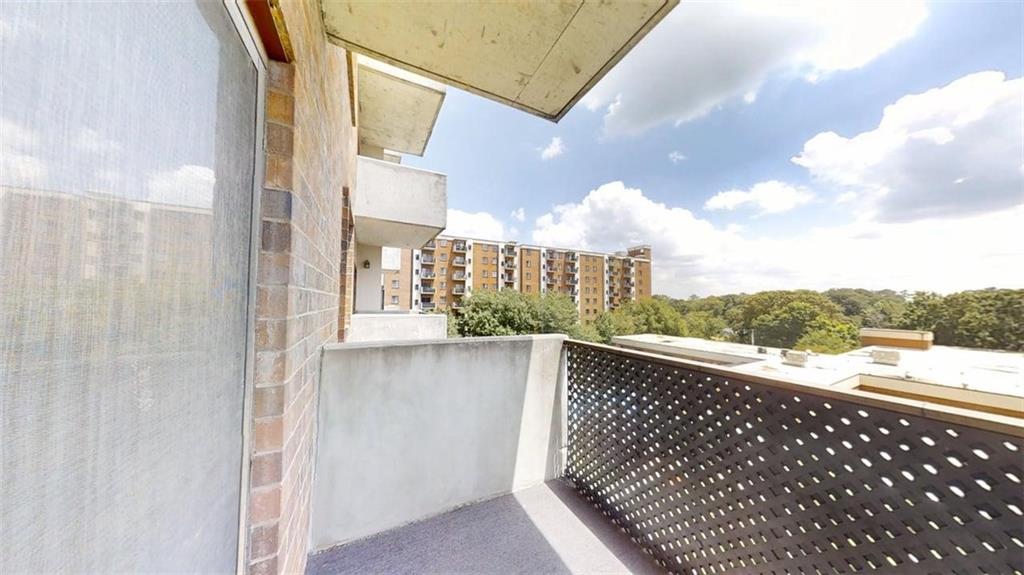 300 Johnson Ferry Road, Unit B604 Sandy Springs, GA 30328 - Photo 31 of 41