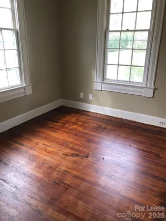 $1,050 | 656 East Sharpe Street, Statesville, NC 28677