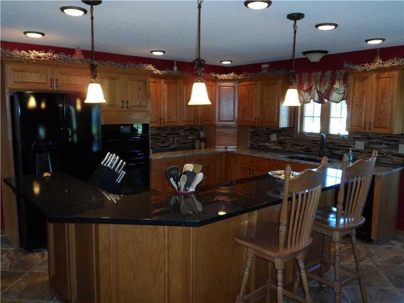 10513 North Barnard Road Pendleton, IN 46064 - Photo 3 of 24