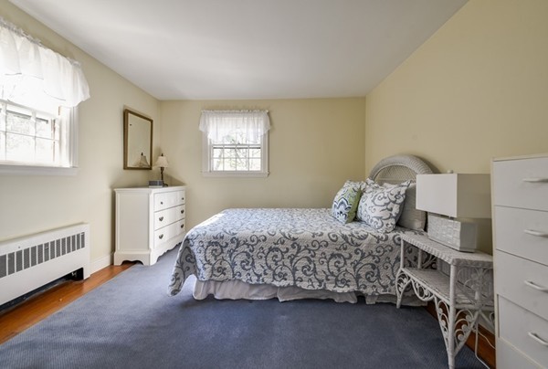 29 Greylock Road Wellesley, MA 02481 - Photo 20 of 26