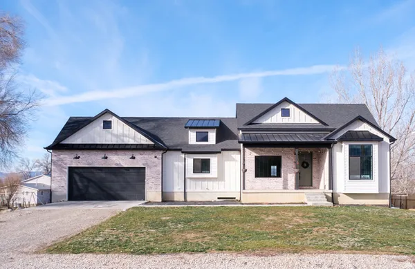 $660,000 | 368 South 300 East, Mount Pleasant, UT 84647