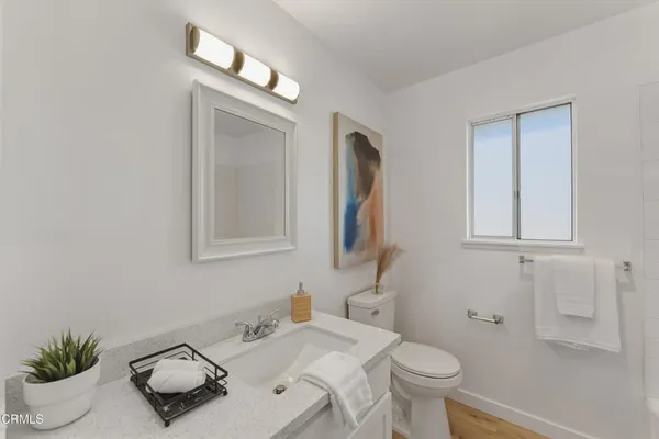 $555,000 | 160 West Fiesta Green, Port Hueneme, CA 93041