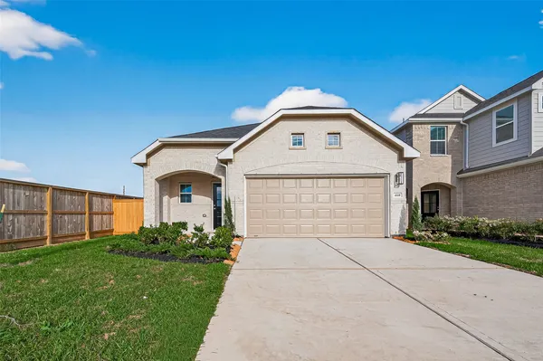 $299,990 | 533 Stone Placa Trail, Brookshire, TX 77423