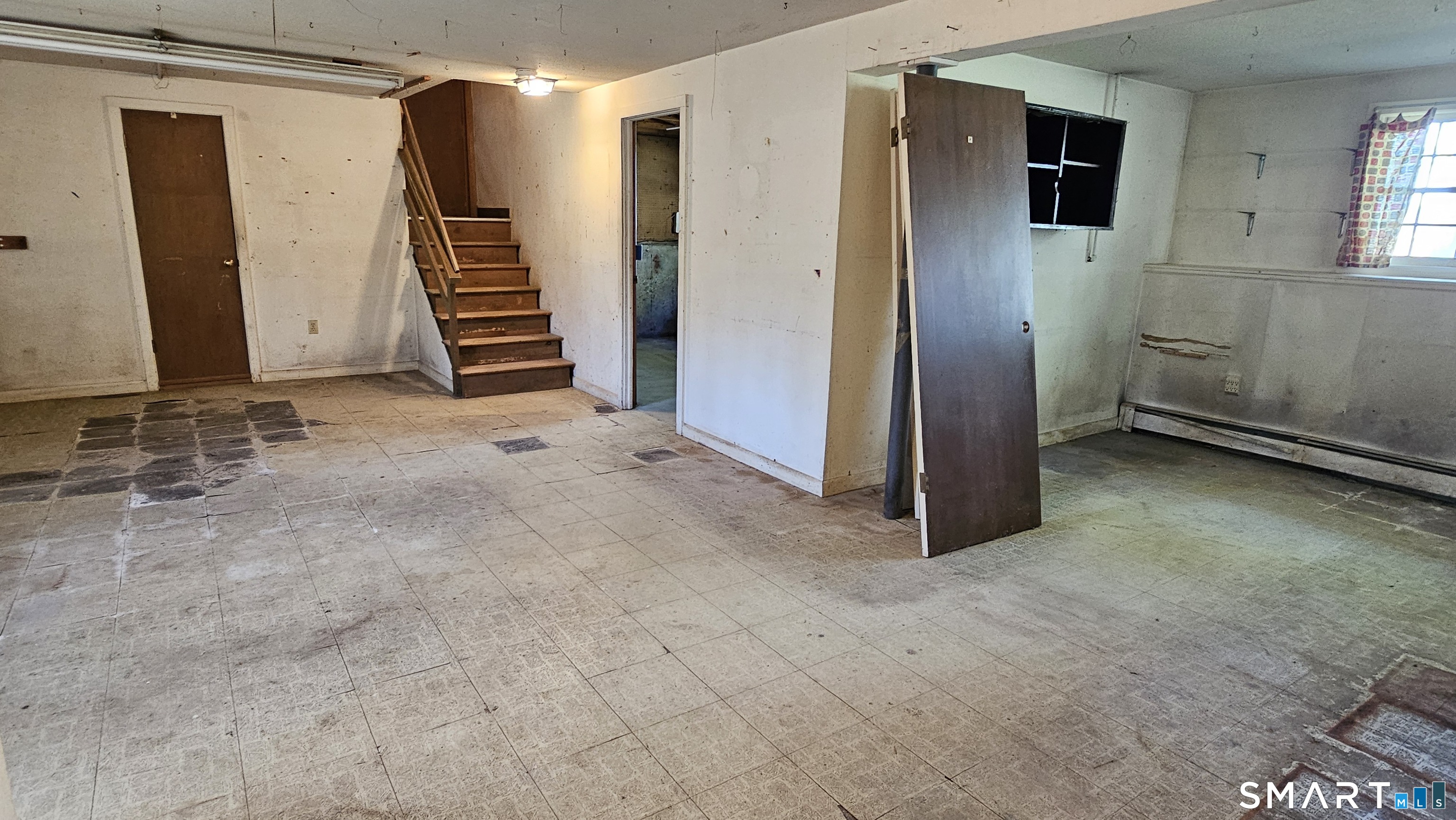 121 Hoskins Road Simsbury, CT 06070 - Photo 25 of 33