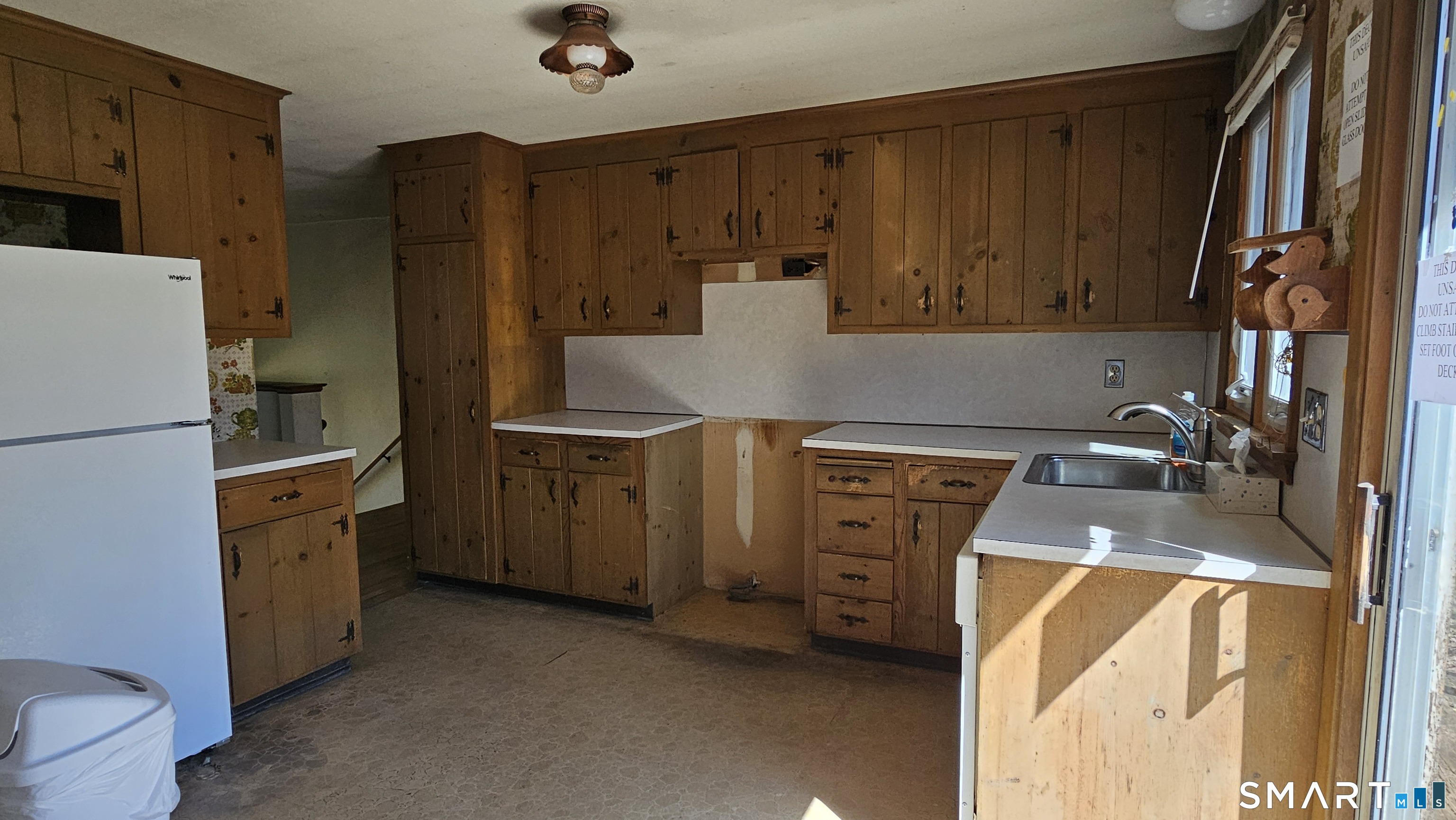 121 Hoskins Road Simsbury, CT 06070 - Photo 30 of 33