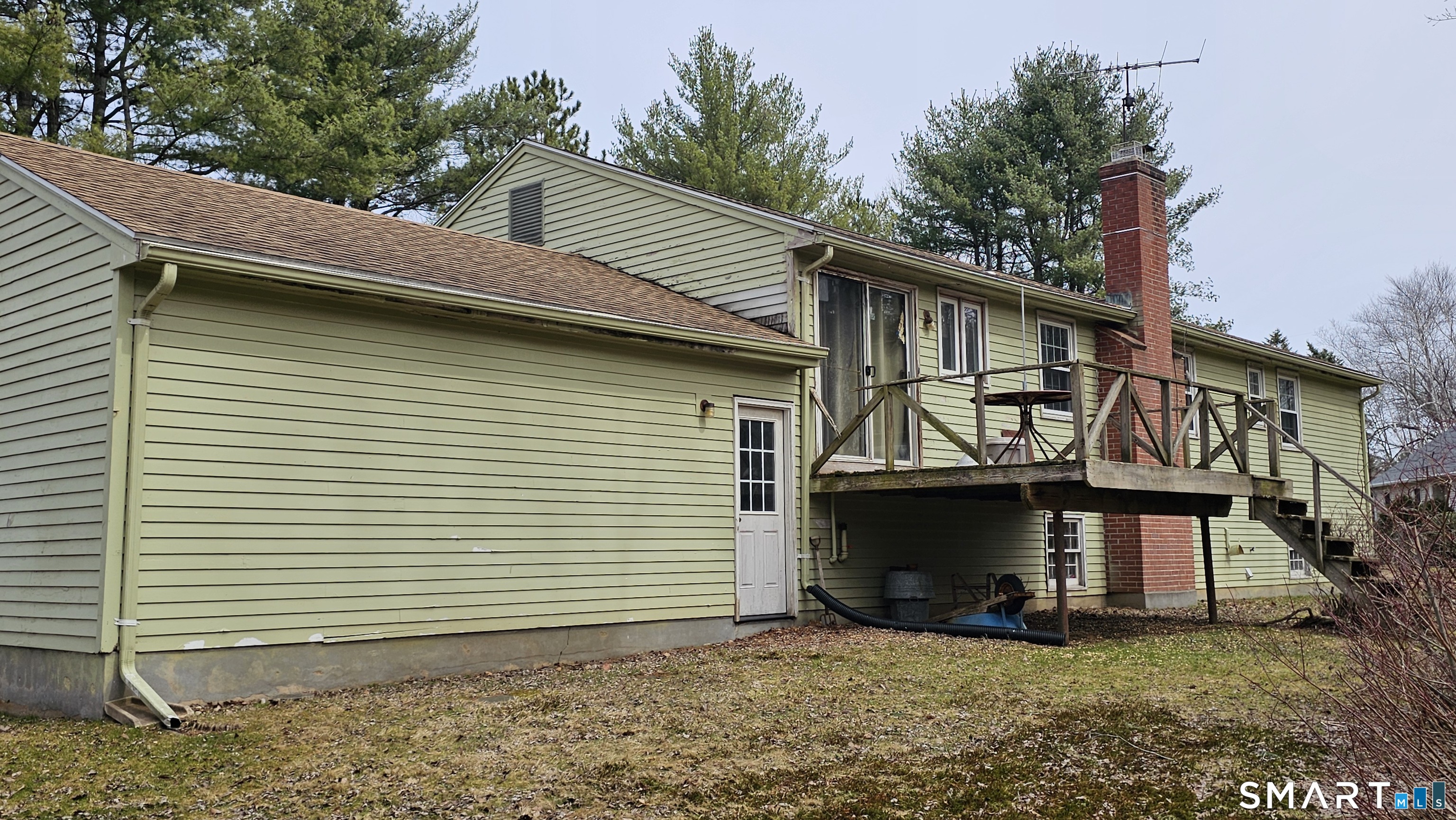 121 Hoskins Road Simsbury, CT 06070 - Photo 7 of 33