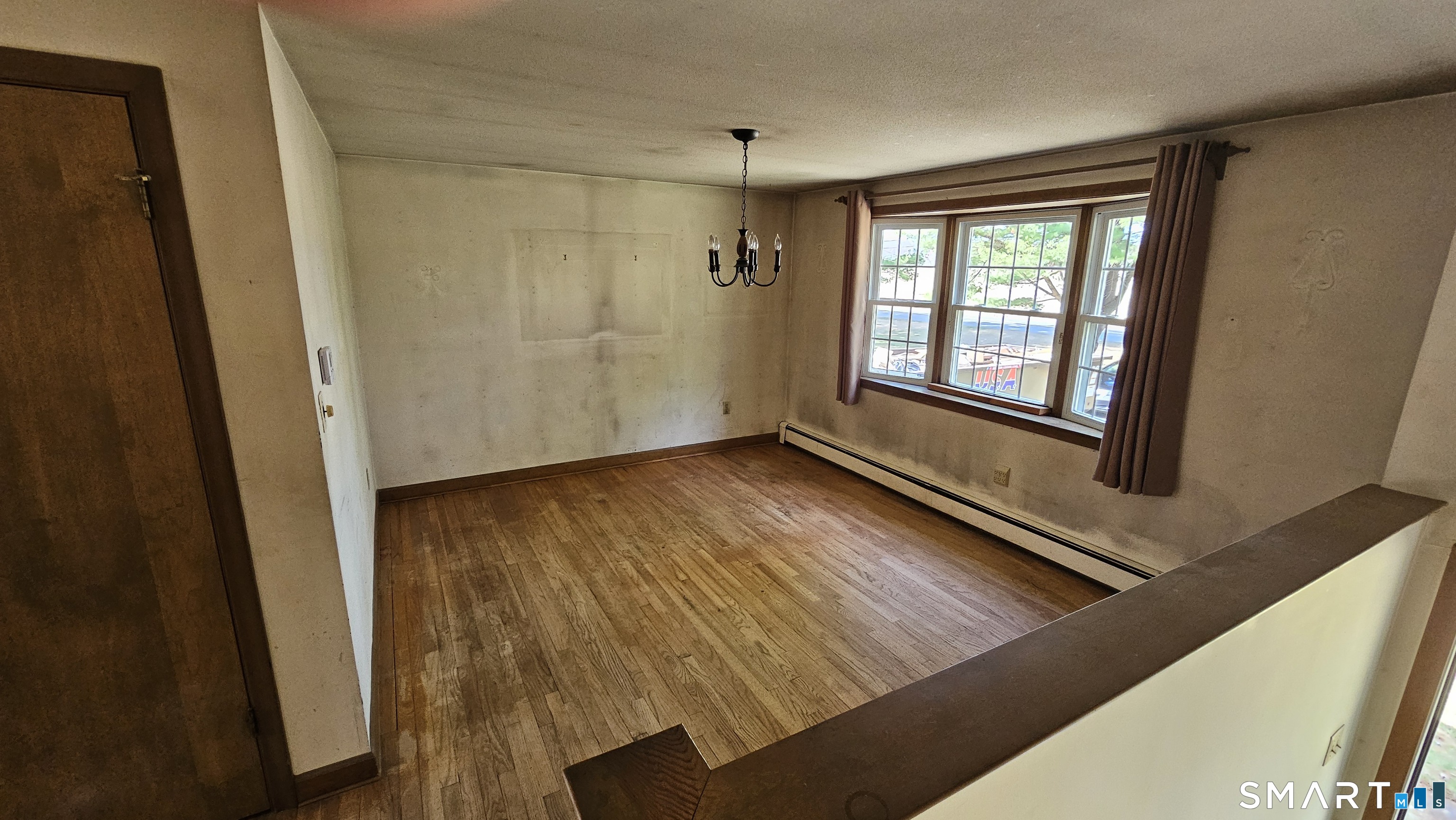 121 Hoskins Road Simsbury, CT 06070 - Photo 9 of 33