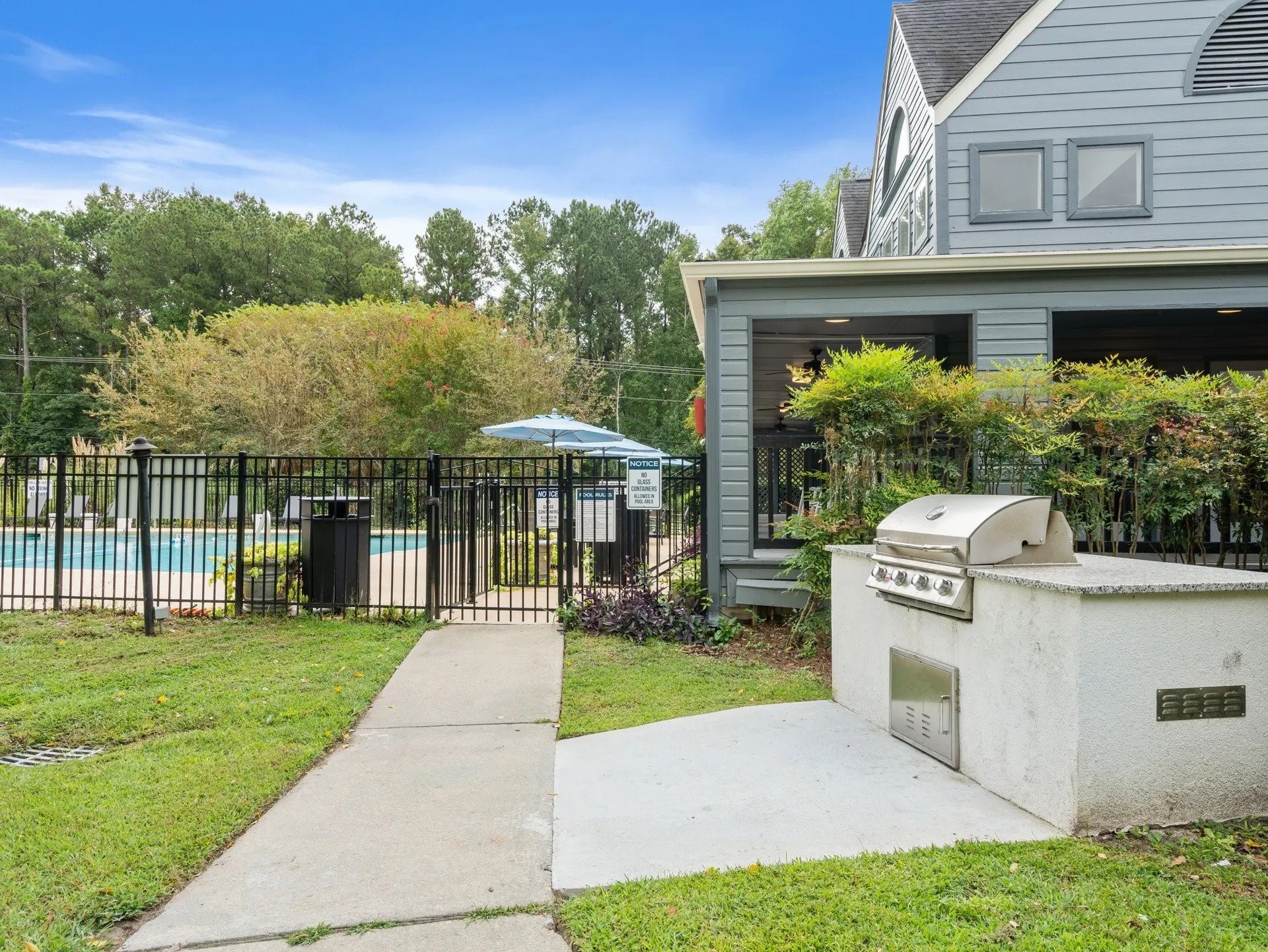 501 Pelham Drive Columbia, SC 29209 - Photo 4 of 23 a view of a house with a yard
