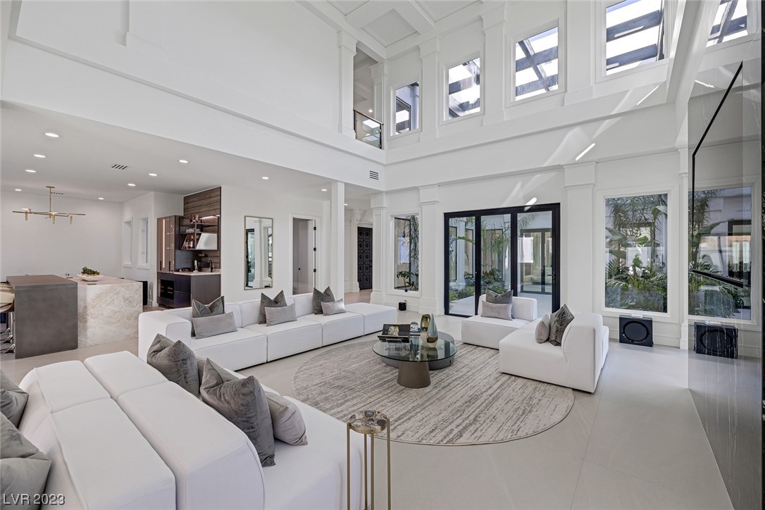 35 Innisbrook Avenue Las Vegas, NV 89113 - Photo 13 of 52