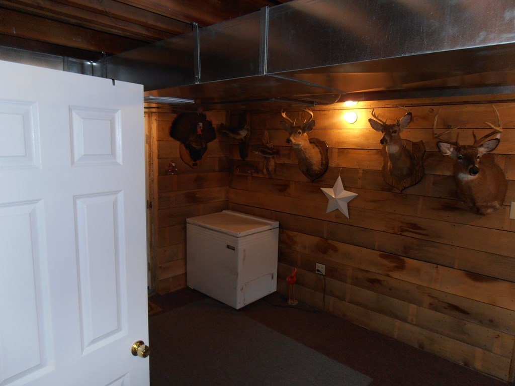 131 Miller Road Franklin, PA 16323 - Photo 27 of 38