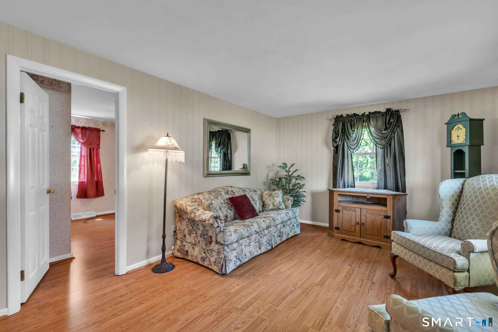 19 Alberta Street Windsor Locks, CT 06096 - Photo 5 of 31