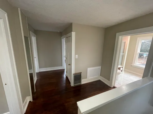 $139,900 | 925 South Holmes Street, Lansing, MI 48912