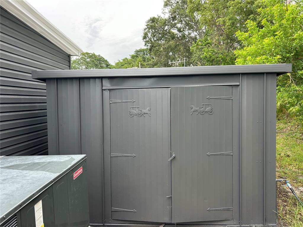 4443 Tucker Square New Port Richey, FL 34652 - Photo 5 of 24