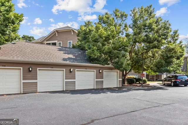 $639,900 | 121 South Bay Road, Unit 304, Eatonton, GA 31024