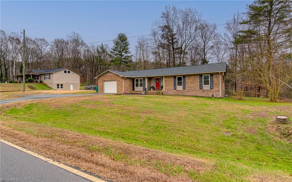 158 Wilson Road Reidsville, NC 27320 - Photo 3 of 36 Gallery Image 3