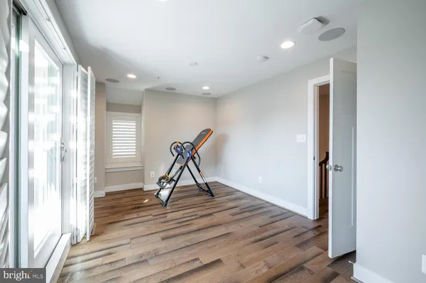 $7,500 | 1126 North Stuart Street, Arlington, VA 22201