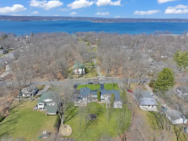 $825,000 | W4687 South Lake Shore Drive, Linn, WI 53125
