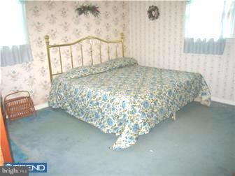 37 Paul Road Maple Shade, NJ 08052 - Photo 7 of 11