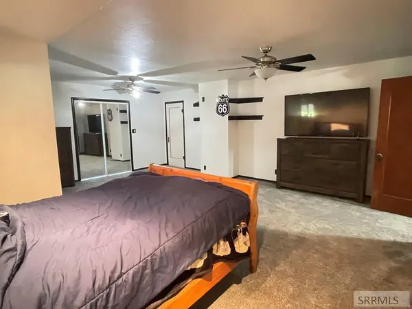 $875,000 | 89 West Center Street, Blackfoot, ID 83221