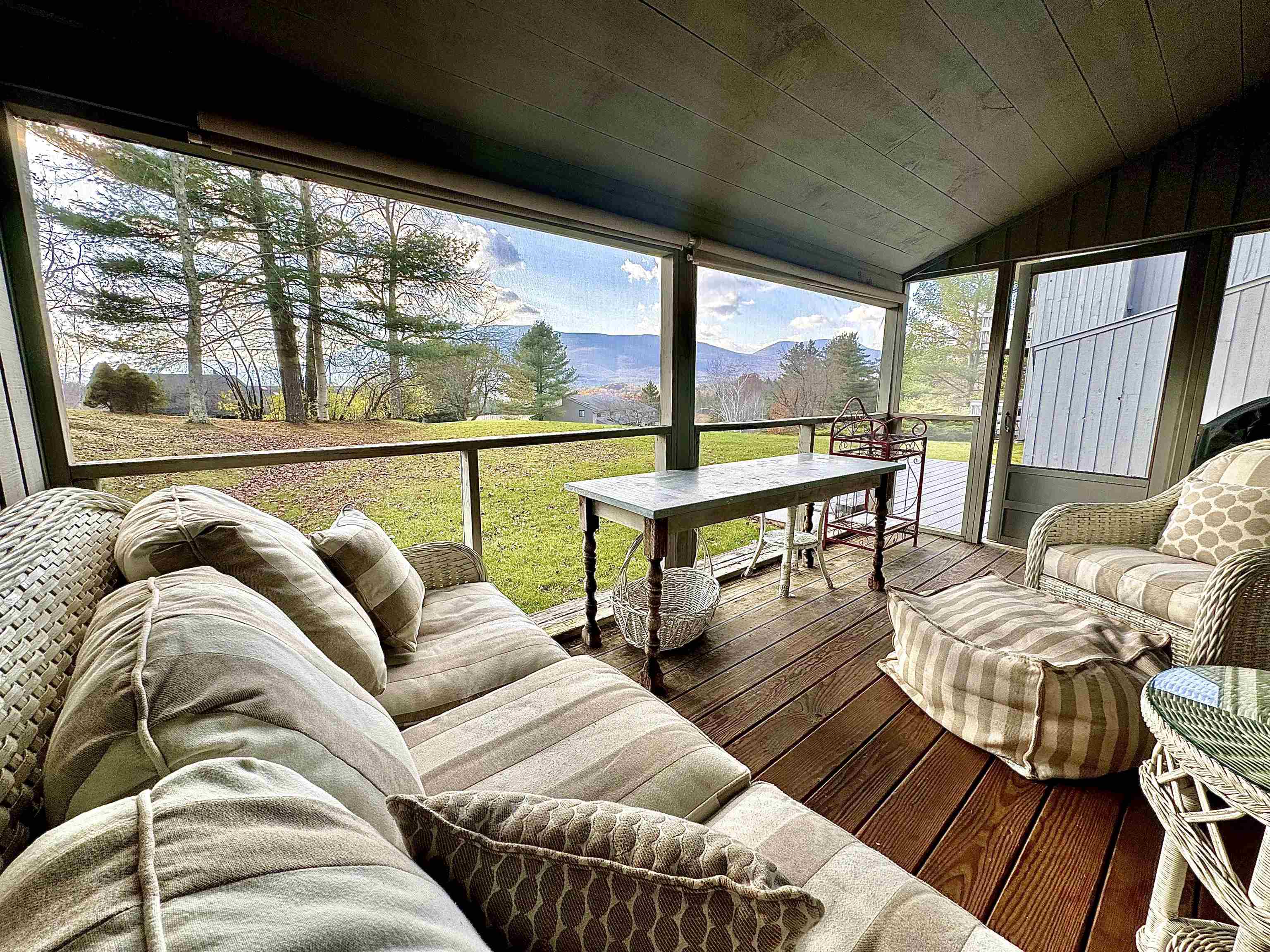 103 Vaughn Farm Road, Unit 11 Manchester, VT 05255 - Photo 27 of 40 Gallery Image 27