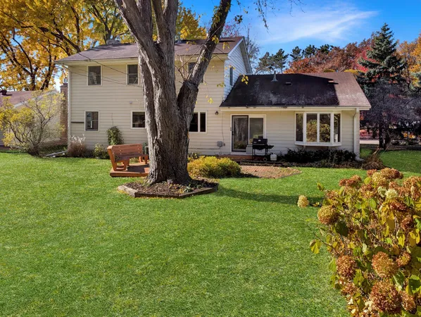 $400,000 | 5920 Wisconsin Circle North, New Hope, MN 55428