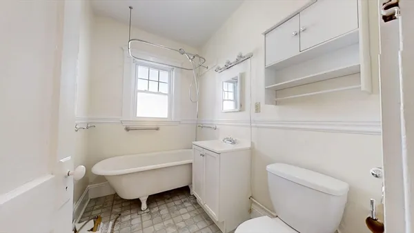 $2,750 | 11 Clyde Road, Unit 11, Watertown, MA 02472