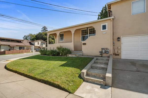 $4,200 | 101 Darcy Avenue, Unit A, San Mateo, CA 94403