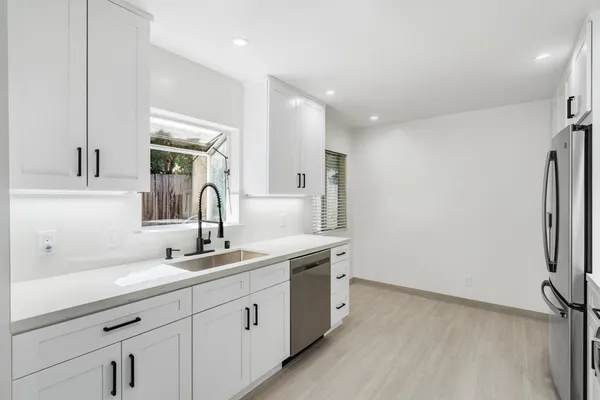 $4,200 | 101 Darcy Avenue, Unit A, San Mateo, CA 94403