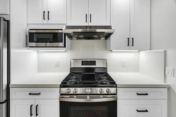 $4,200 | 101 Darcy Avenue, Unit A, San Mateo, CA 94403
