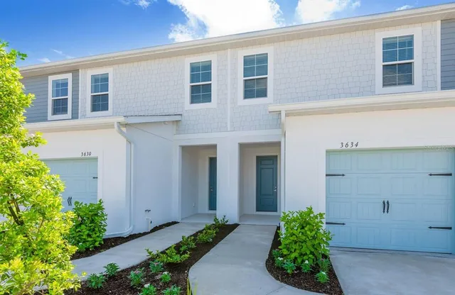$2,696 | 3462 Caravelle Street, Unit MORGAN, Sarasota, FL 34240
