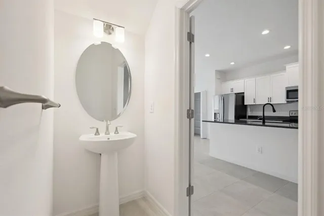 $2,696 | 3462 Caravelle Street, Unit MORGAN, Sarasota, FL 34240