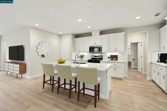 $699,000 | 5609-5609 Majestic Oak Court, Antioch, CA 94531