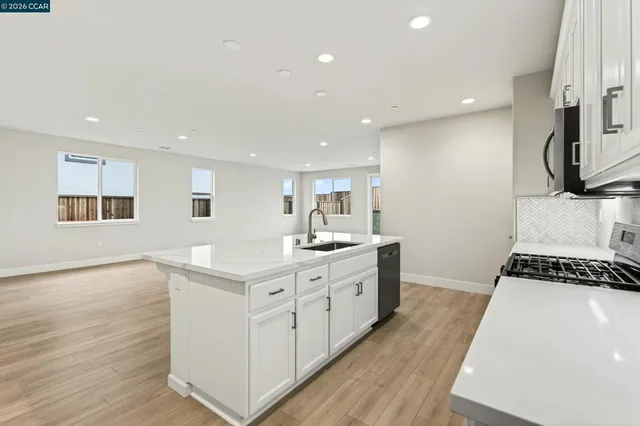 $699,000 | 5609-5609 Majestic Oak Court, Antioch, CA 94531