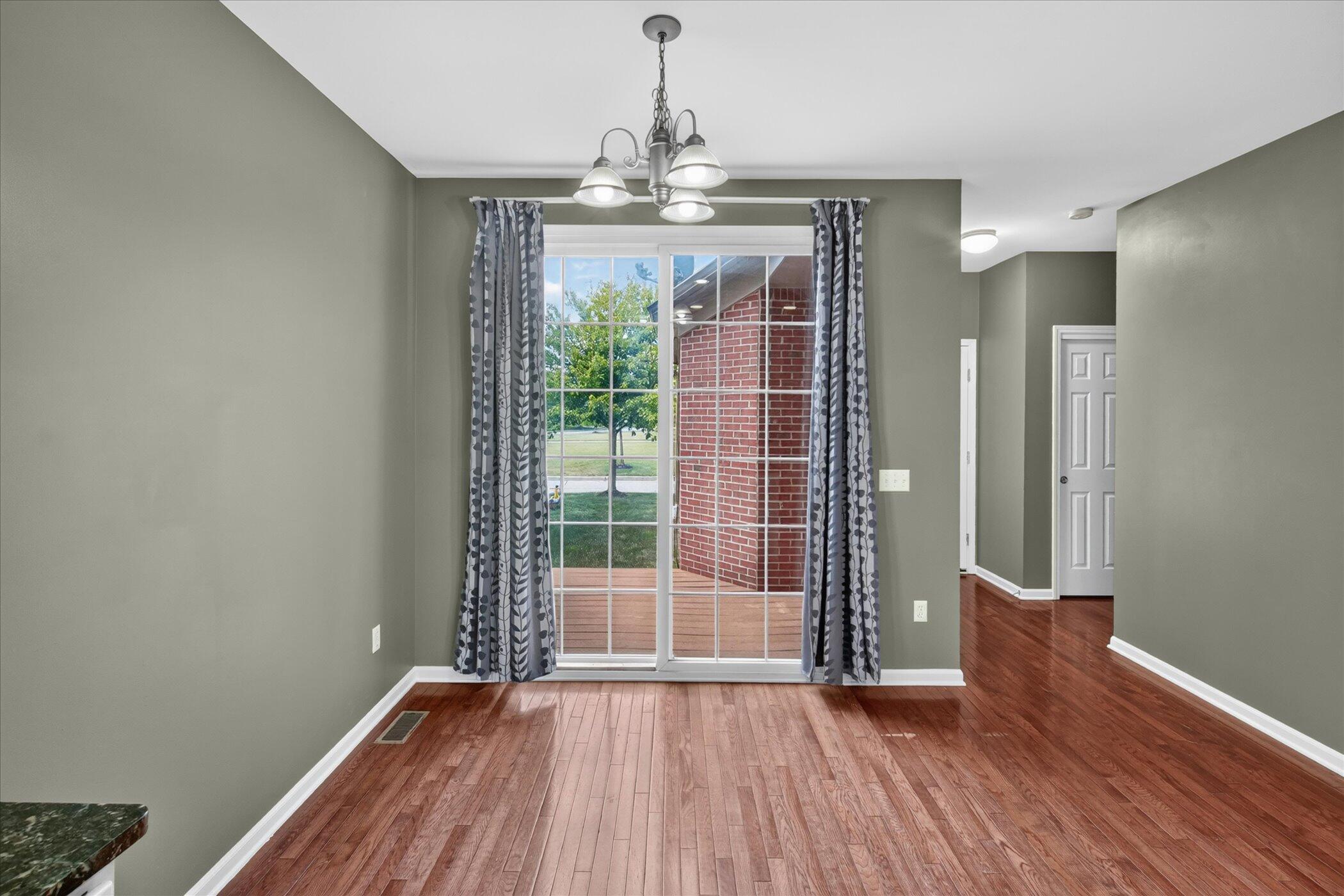 49816 Potomac Road, Unit 81 Canton, MI 48188 - Photo 20 of 49 22-49816-Potomac-Rd-Canton-Township-Wind