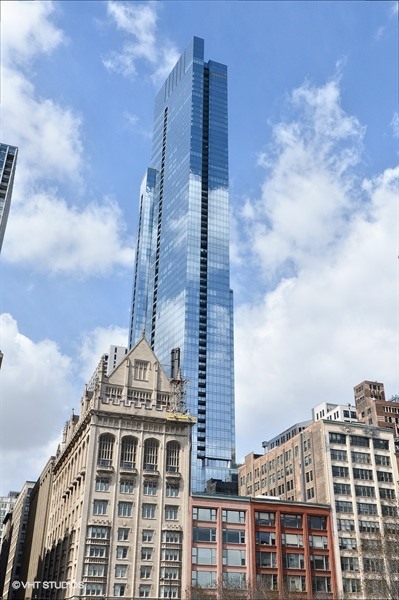 60 East Monroe St Unit 2607  