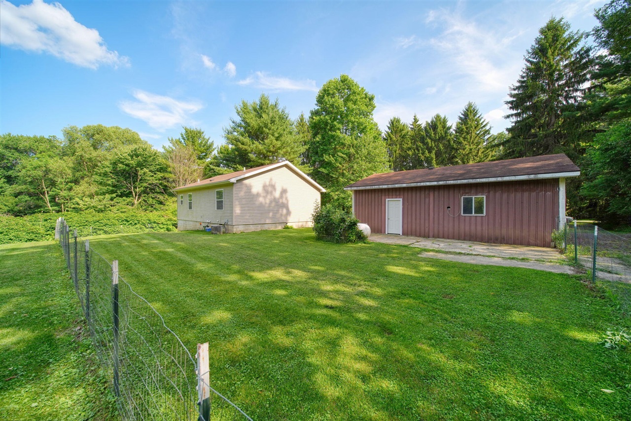 9130 Gordon Road Parma, MI 49269 - Photo 33 of 47
