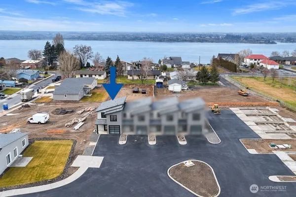 $351,700 | 601 Dorsing Street, Unit D20, Moses Lake, WA 98837