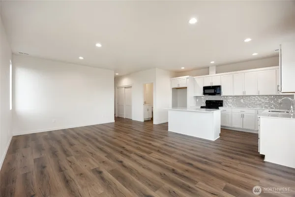 $351,700 | 601 Dorsing Street, Unit D20, Moses Lake, WA 98837