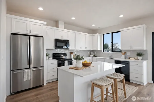 $351,700 | 601 Dorsing Street, Unit D20, Moses Lake, WA 98837