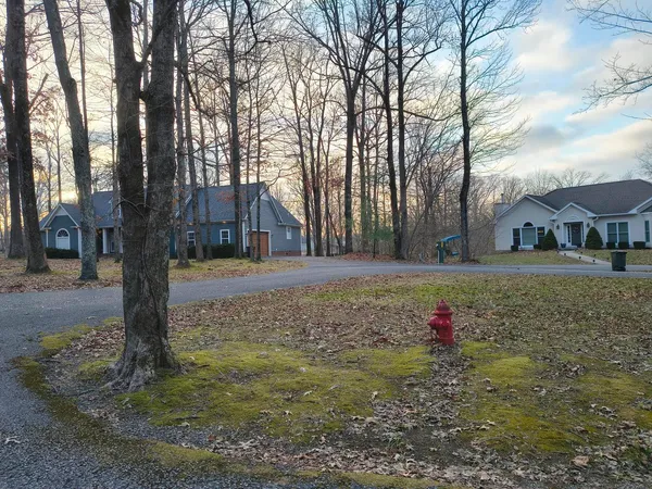 $35,000 | 1875 Pleasant Woods Circle, Carbondale, IL 62901