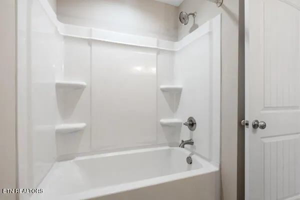 $2,250 | 240 Broadberry Avenue, Oak Ridge, TN 37830