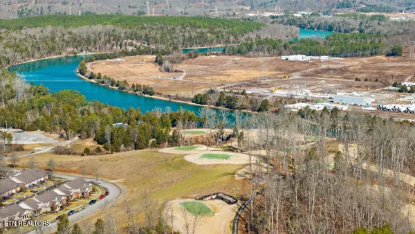 $2,250 | 240 Broadberry Avenue, Oak Ridge, TN 37830