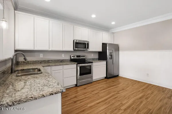 $2,250 | 240 Broadberry Avenue, Oak Ridge, TN 37830